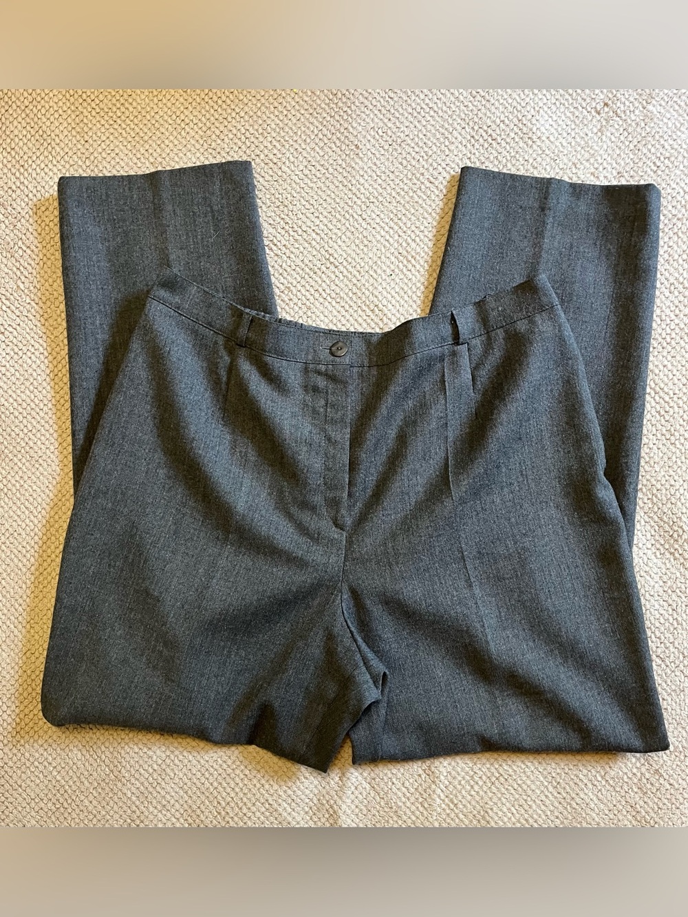 Laura Lebek 💯 Wool Classic Straight-Leg Dress Pants in Dark Gray size UK 22
